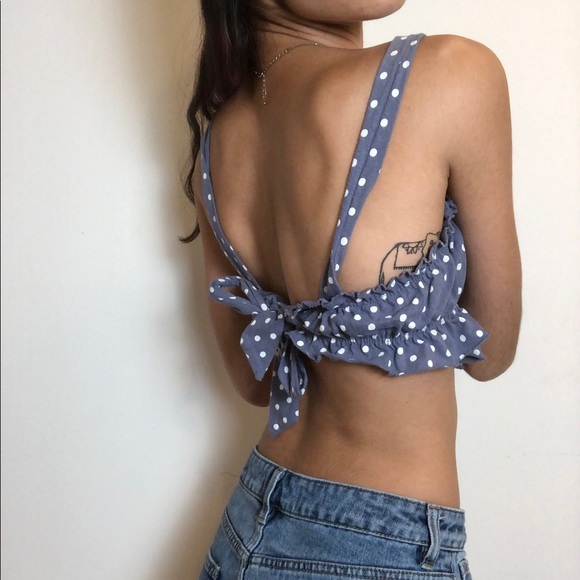 Urban Outfitters Blue Ruffled Crop Top NWOT!! - Picture 2 of 6